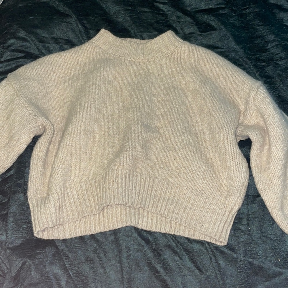 Women’s Cropped Sweater